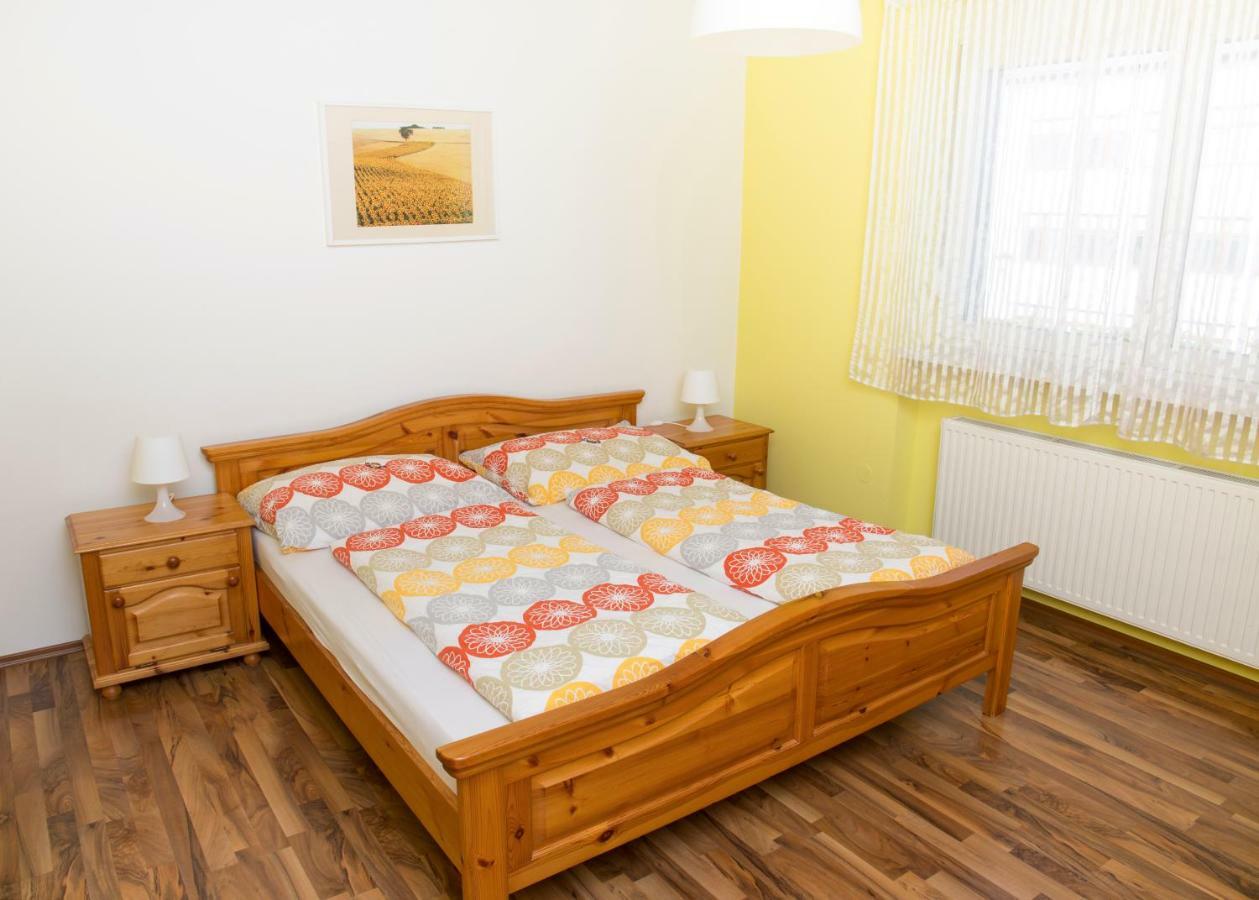 לה אן דר טהיאה Appartementhaus Thermeneck מראה חיצוני תמונה
